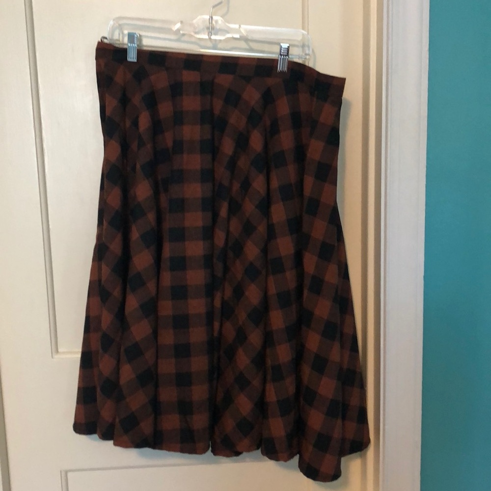 Brown and black Buffalo plaid skirt